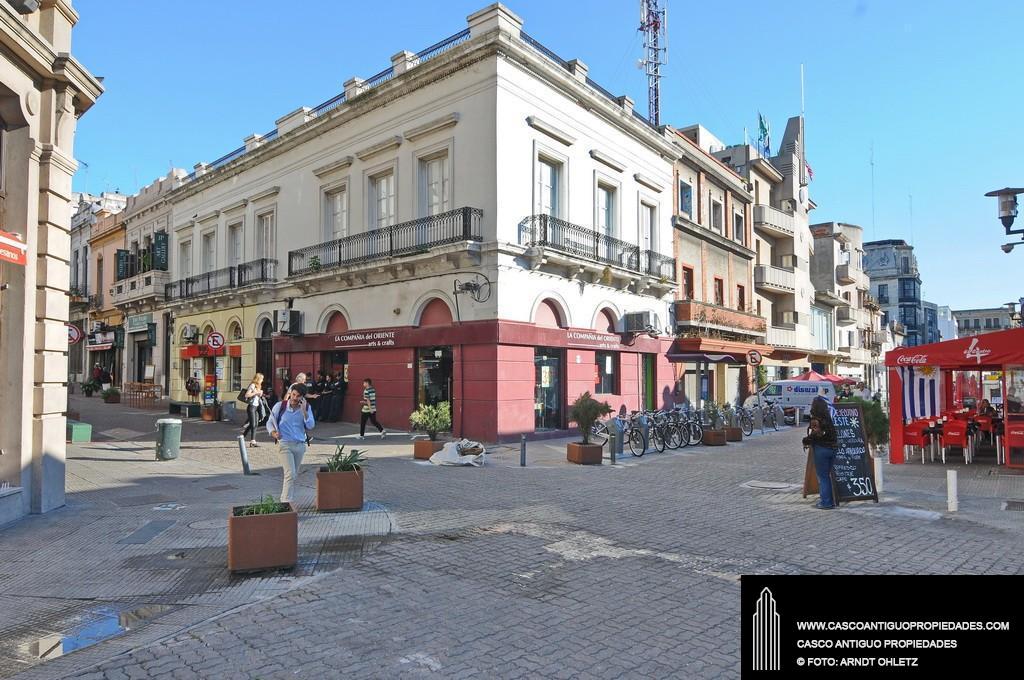 ALQUILERMietobjektforrentCiudadViejaMontevideoUruguay011